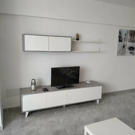 Apartment Guajara